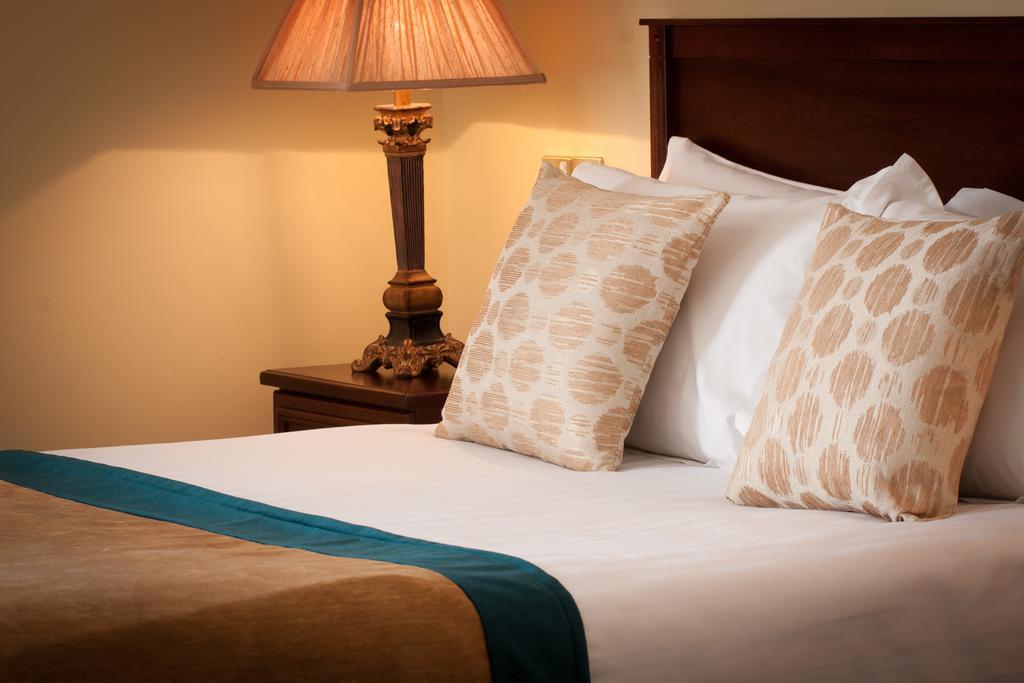 Meadow Court Hotel Loughrea Cameră foto