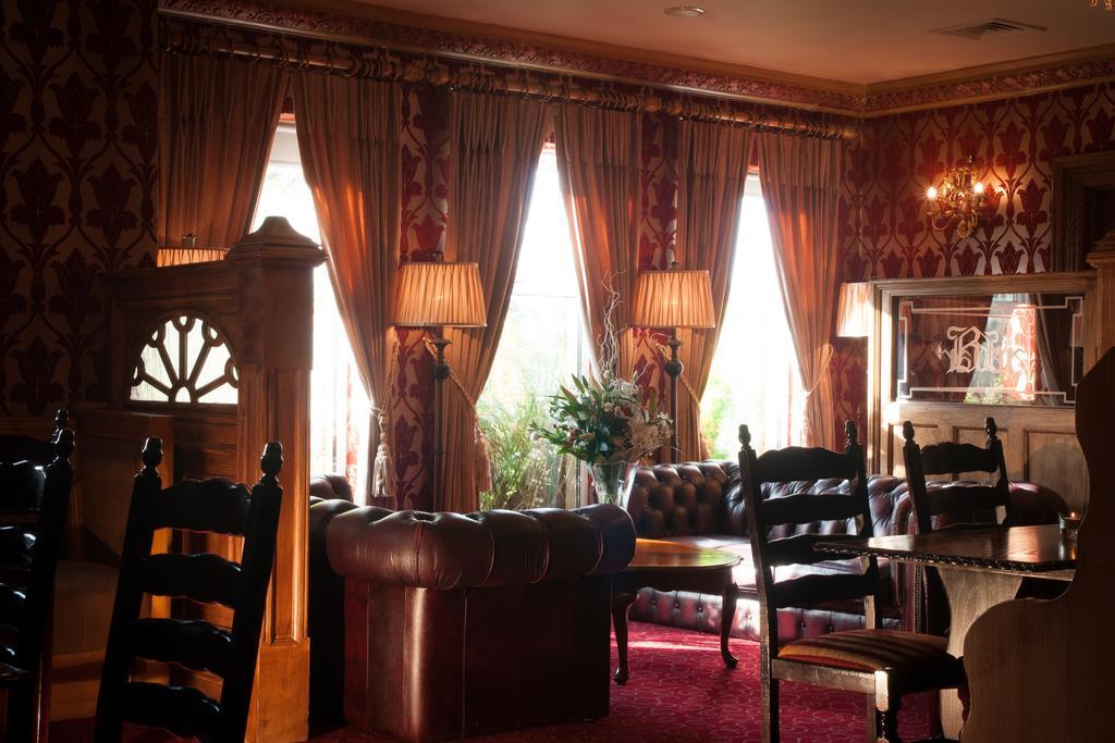 Meadow Court Hotel Loughrea Exterior foto